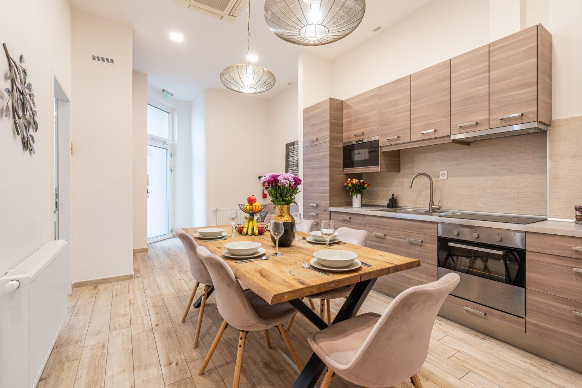 Basilika Monnalisa Luxury 3 Bedrooms Apartment With Amazing View Need Reservation X Free Parking Budapest Ngoại thất bức ảnh